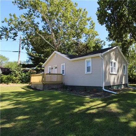 Buy this 2 bed house on 2453 East Douglas Avenue in Des Moines, IA 50317
