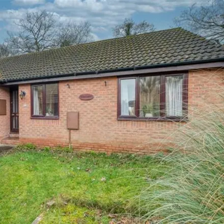 Buy this 3 bed house on Towbury Close in Redditch, B98 7YZ