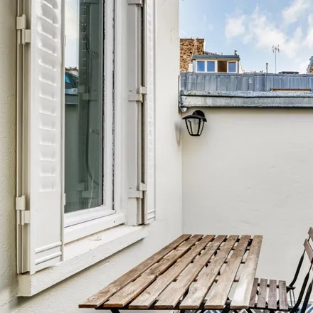 Image 4 - 241 Rue du Faubourg Saint-Honoré, 75008 Paris, France - Apartment for rent