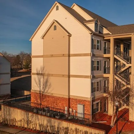 Buy this 2 bed condo on 3799 Green Mountain Drive in Branson, MO 65616
