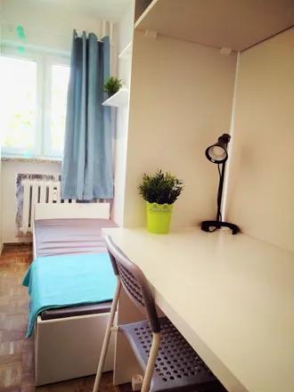 Rent this 3 bed room on Czerniakowska 38 in 00-714 Warsaw, Poland