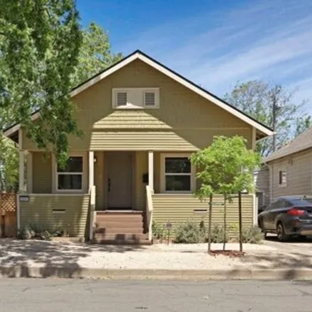 Image 8 - 2879 32nd Street, Sacramento, CA 95817, USA - House for sale