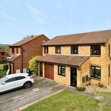 Buy this 3 bed duplex on 2-3 The Croft in Tonbridge and Malling, ME19 5QD