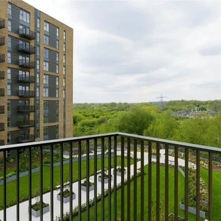 Rent this 1 bed apartment on 3 Bankside Close in Reading, RG2 7NH