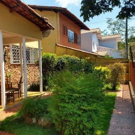 Buy this 3 bed house on Rua Palmar in Jardim Itacolomy, Ribeirão Pires - SP