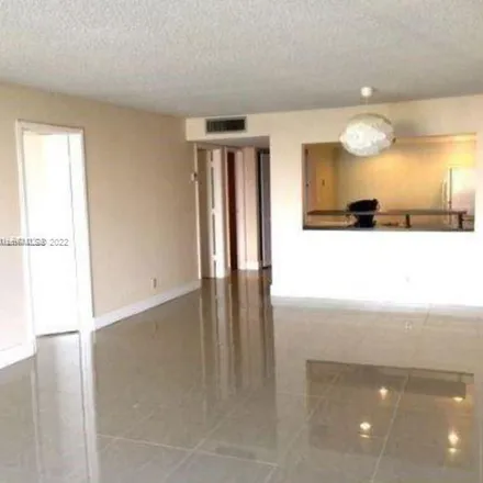 Rent this 1 bed apartment on Collins Avenue & 26th Street in Collins Avenue, Miami Beach