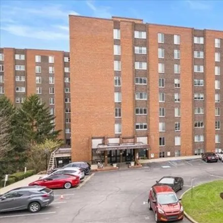 Buy this 1 bed condo on Amberson Towers Condominium in 5 Bayard Road, Pittsburgh