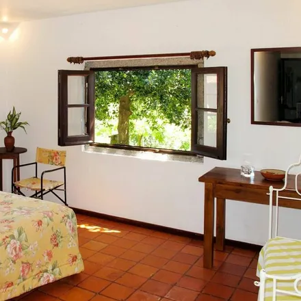 Rent this 2 bed house on 4910-616 Caminha