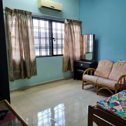 Rent this 1 bed apartment on Jalan SS 4C/10 in Kelana Jaya, 47301 Petaling Jaya
