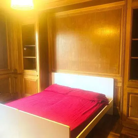 Rent this 5 bed apartment on Piazza Serafino Belfanti in 20143 Milan MI, Italy