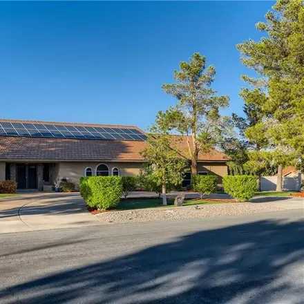 Image 1 - 310 West Country Club Drive, Henderson, NV 89015, USA - House for sale