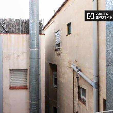 Image 4 - Carrer de Juan de Garay, 30, 08041 Barcelona, Spain - Room for rent