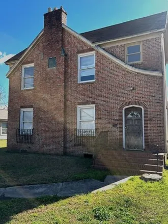 Rent this 2 bed house on 2333 Angelina St Unit 1 in Beaumont, Texas