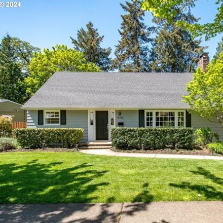 Buy this 4 bed house on 5795 Southwest Chestnut Avenue in Beaverton, OR 97005