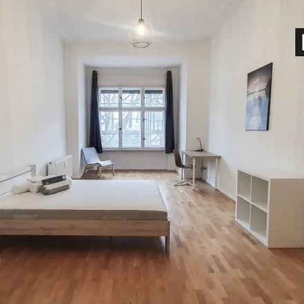 Rent this 4 bed room on Schönfließer Straße 7 in 10439 Berlin, Germany