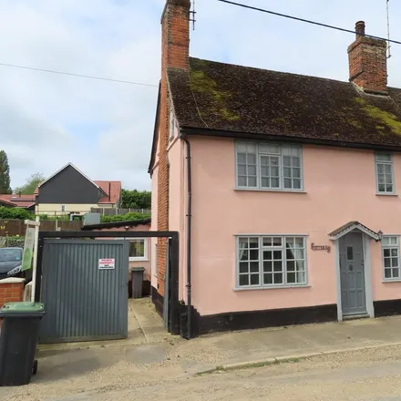 Rent this 3 bed duplex on Claydon Autos (Baylham) in 10 Ipswich Road, Baylham