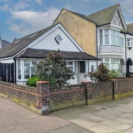 Buy this 2 bed house on Leigh Hall Road in Leigh-on-sea, Essex