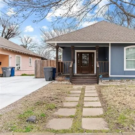 Buy this 3 bed house on 416 South Brighton Avenue in Dallas, TX 75208