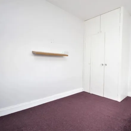 Image 4 - 29-51 (odds) D'Arcy Gardens, London, RM9 6BS, United Kingdom - Duplex for rent