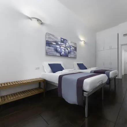 Rent this 2 bed apartment on Viale Giovanni da Cermenate in 7, 20136 Milan MI