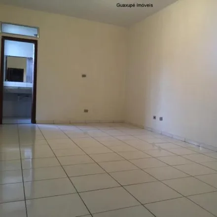 Rent this 3 bed apartment on Rua da Aparecida in Guaxupé - MG, 37800-000