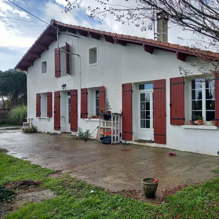 Buy this 5 bed house on 21 Rue Mounet Sully in 24100 Bergerac, France