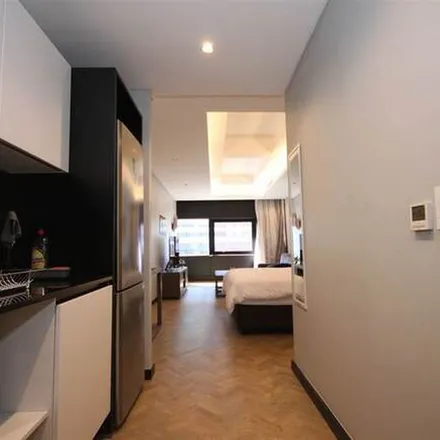 Image 6 - Nedbank, Walter Sisulu Avenue, Cape Town Ward 115, Cape Town, 8001, South Africa - Apartment for rent