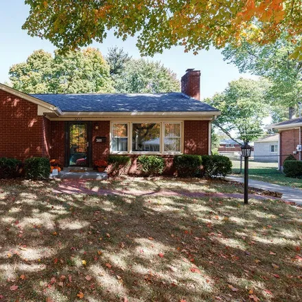 Image 1 - 3811 Chevy Chase Road, Buechel, Louisville, KY 40218, USA - House for sale