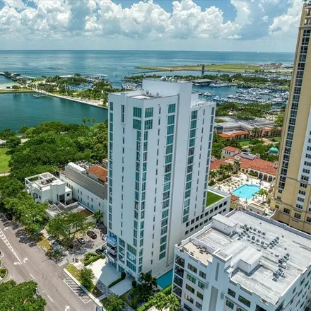 Buy this 3 bed condo on Wintergarden Inn At The Bay in 136 4th Avenue Northeast, Saint Petersburg