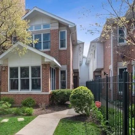 Buy this 4 bed house on 4427 North Paulina Street in Chicago, IL 60613