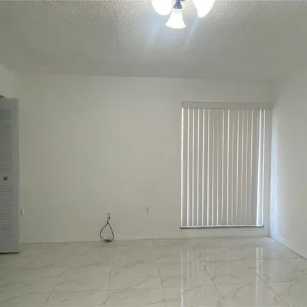 Image 6 - unnamed road, Kendall, FL 33116, USA - Apartment for rent
