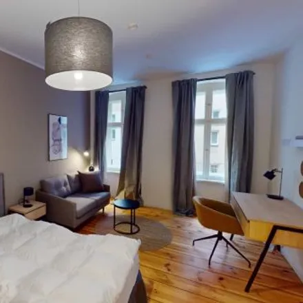 Rent this 3 bed apartment on objets cherchés in Okerstraße, 12049 Berlin
