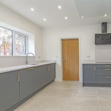 Buy this 3 bed house on Tapton View Road in Tapton, S41 7LA