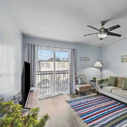 Image 2 - Gainesville, FL - Apartment for rent