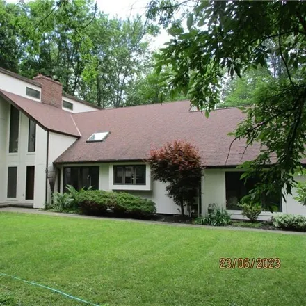 Rent this 4 bed house on 33537 Stream View Drive in Avon, OH 44011