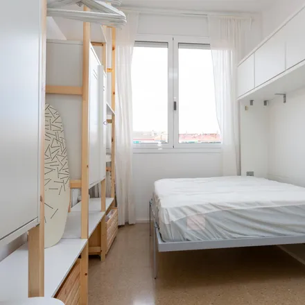 Rent this studio apartment on Gran Via de les Corts Catalanes in 289, 08001 Barcelona