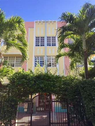 Buy this 1 bed condo on 1051 Meridian Avenue in Miami Beach, FL 33139