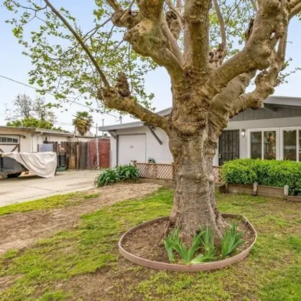 Buy this 3 bed house on 2398 Tennent Court in Pinole, CA 94564