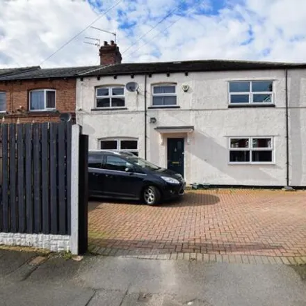 Image 1 - Firth Grove, Leeds, LS11 7HR, United Kingdom - Townhouse for sale