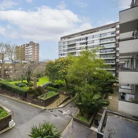 Buy this 2 bed apartment on The Quadrangle in Southwick Street, London