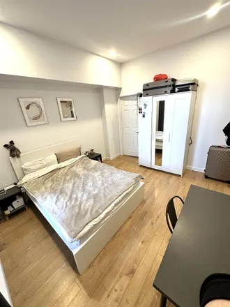 Rent this 1 bed room on 1012 Rue Sherbrooke Est in Montreal, QC H2L 1H8