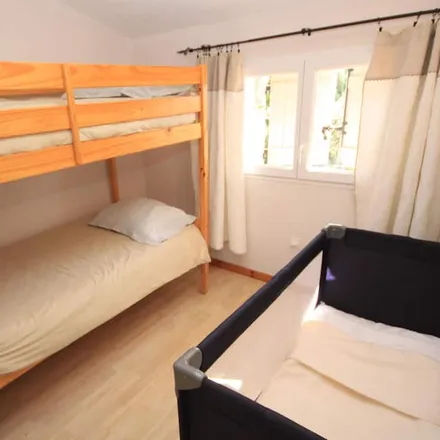 Rent this 2 bed house on 20169 Bonifacio / Bunifaziu