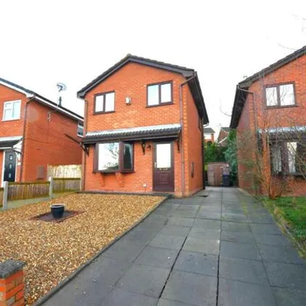 Rent this 3 bed house on Daleview Drive in Silverdale, ST5 6SF
