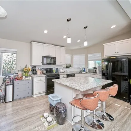 Image 5 - unnamed road, Los Angeles County, CA 91322, USA - Apartment for sale