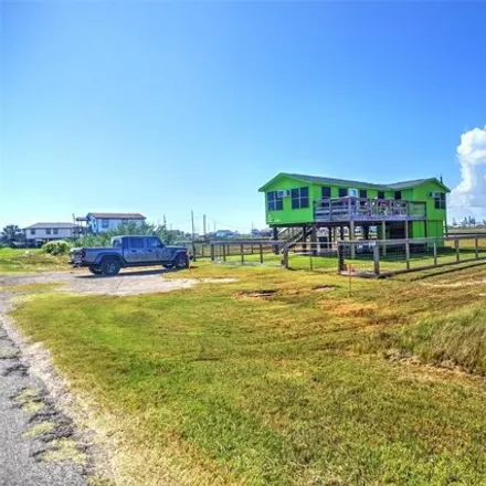 Image 4 - 804 Monument Drive, Surfside Beach, Brazoria County, TX 77541, USA - House for sale