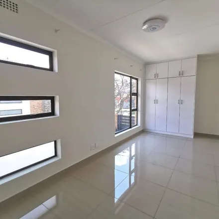 Image 2 - 25 Judith Road, Johannesburg Ward 88, Johannesburg, 2001, South Africa - Apartment for rent