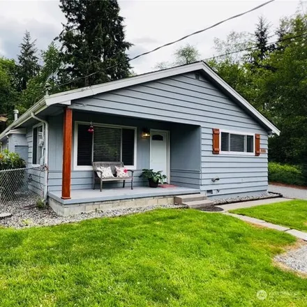 Buy this 3 bed house on unnamed road in Edgewood, WA 98047