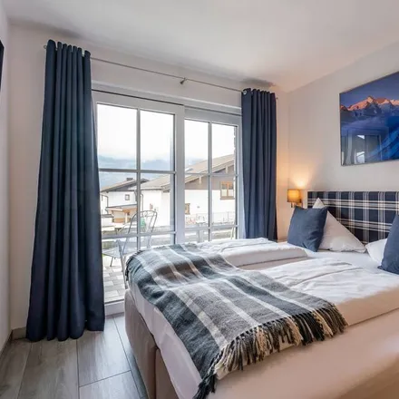 Rent this 4 bed duplex on 5721 Piesendorf