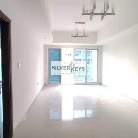 Image 2 - Sandhi, 8a Street, Al Karama, Dubai, United Arab Emirates - Apartment for rent