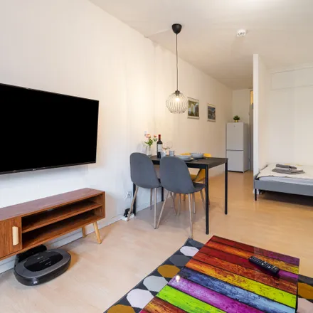 Rent this 2 bed apartment on An der Pulvermühle 18 in 51105 Cologne, Germany